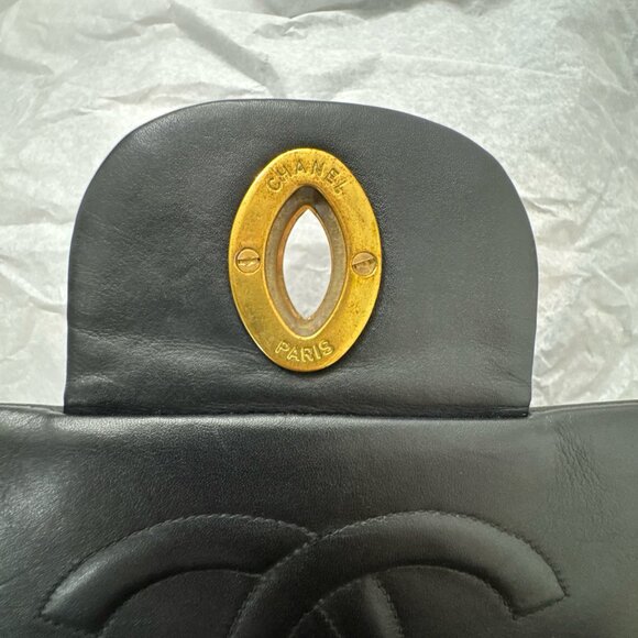 Chanel Vintage Black Jumbo Classic Flap Bag 24k Gold Hardware Lambskin Leather - Picture 4 of 16